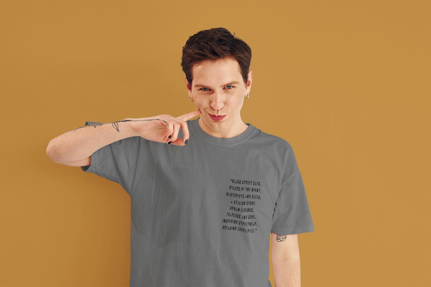 THATOO Crewneck — Premium